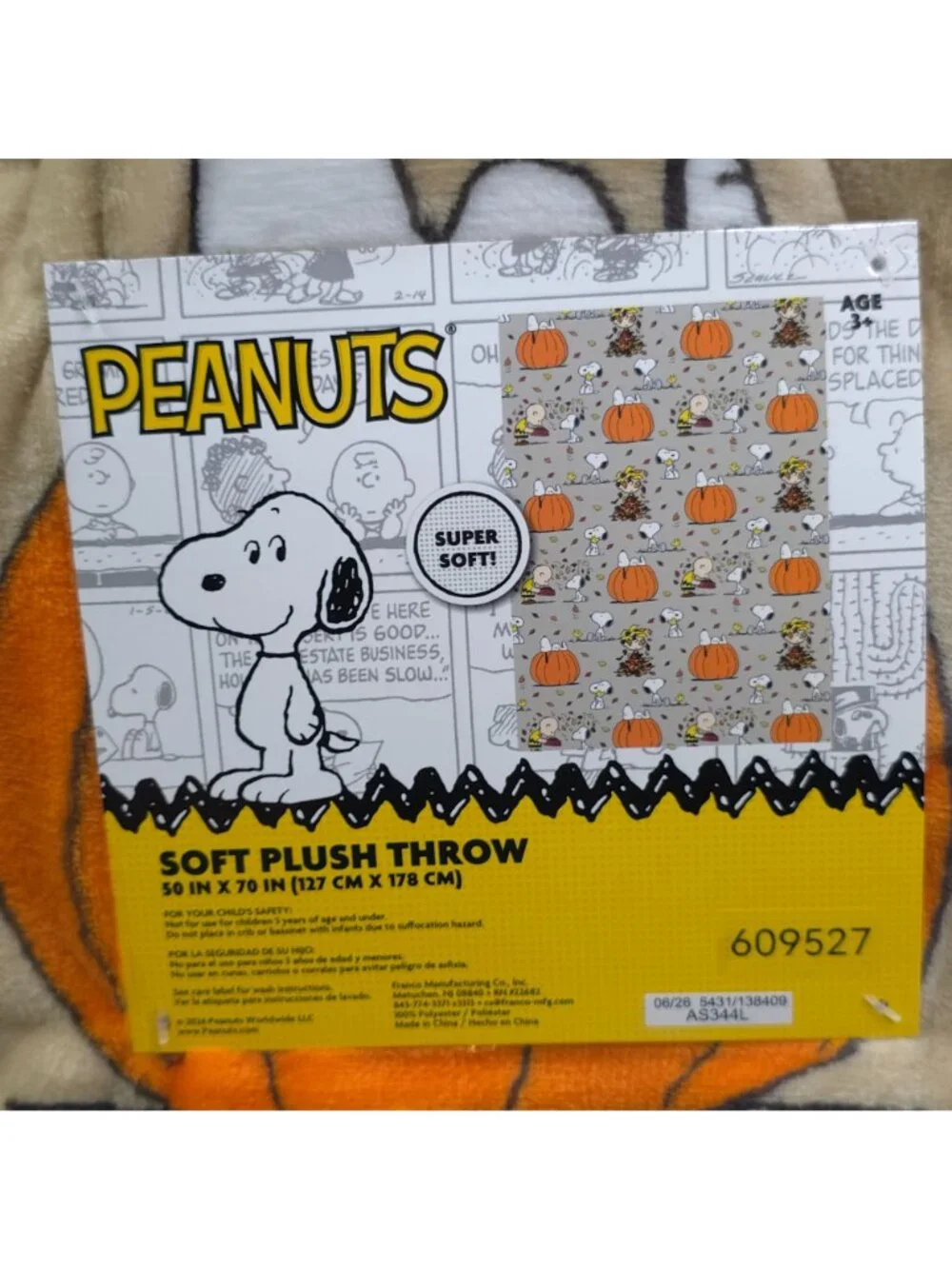 Peanuts Snoopy Fall Soft Plush Throw Blanket 50 X 70